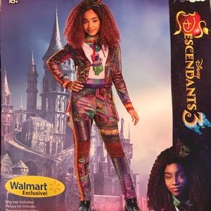 Celia Descendants Costume